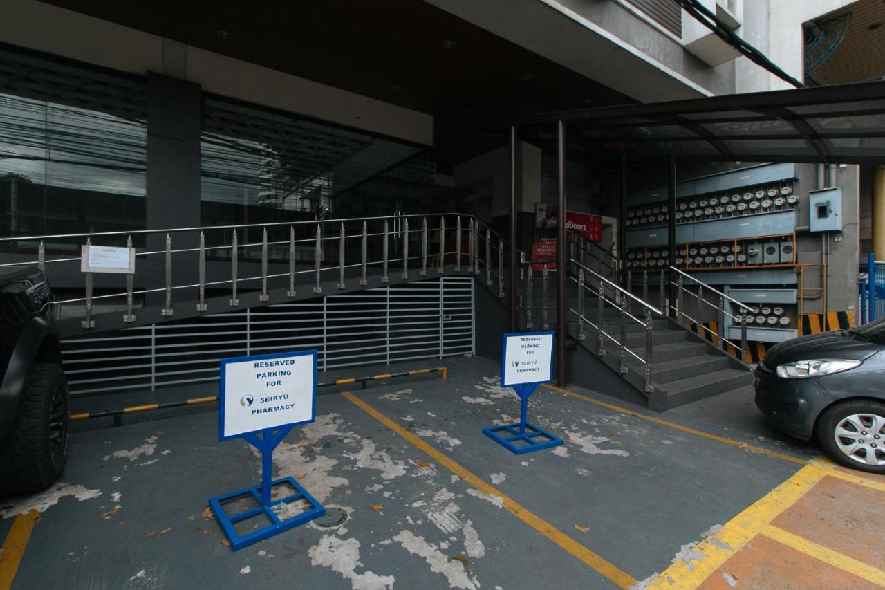 Reddoorz Plus @ Kamuning Ciudad Quezon Exterior foto
