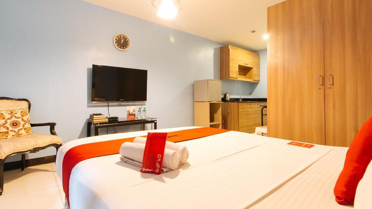 Reddoorz Plus @ Kamuning Ciudad Quezon Exterior foto